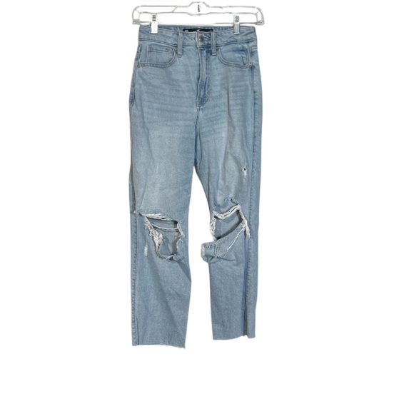 Hollister Denim - Hollister ULTRA HIGH RISE VINTAGE STRAIGHT Jeans Light Wash Size 00 W23 L25